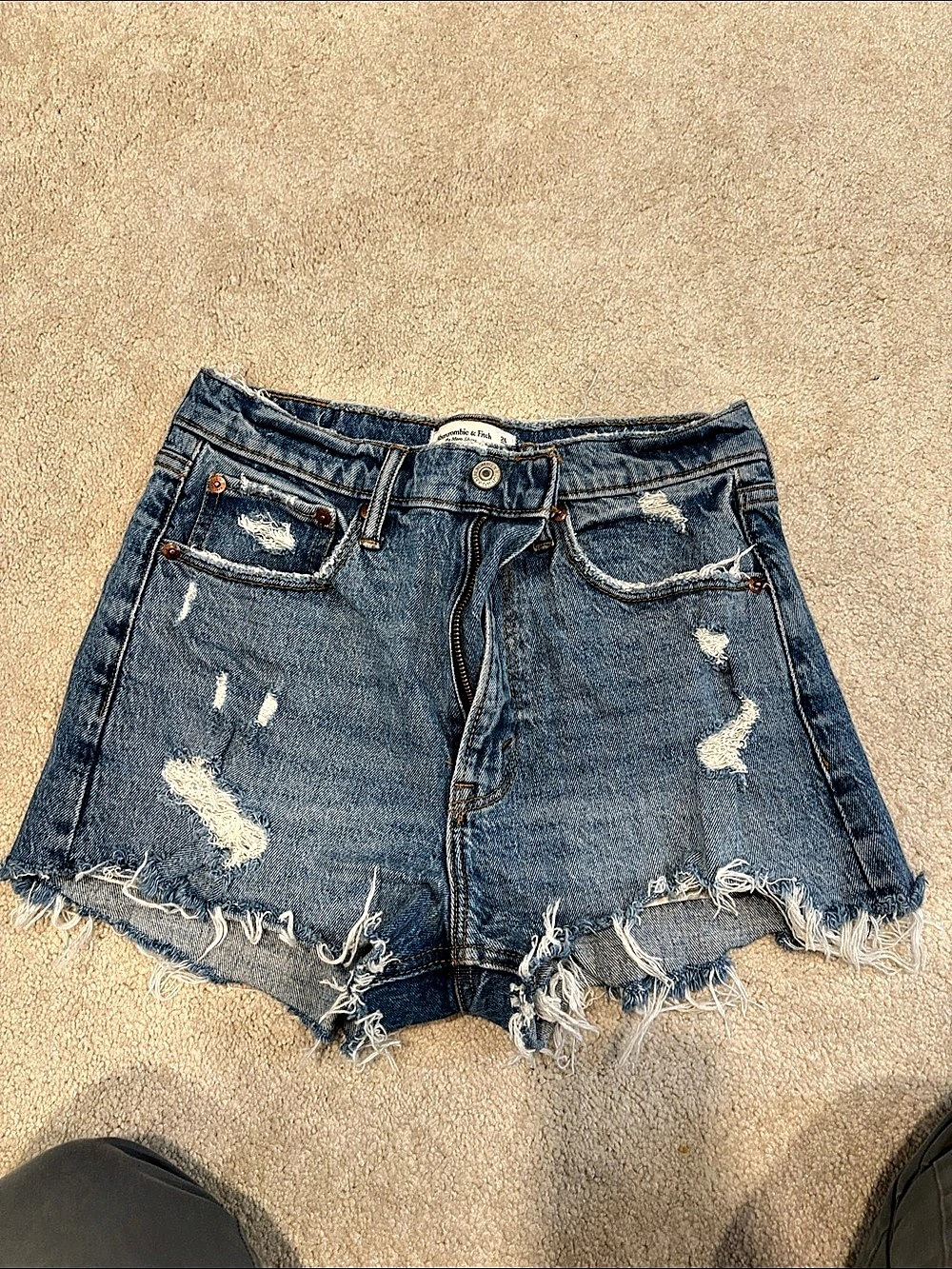 Abercrombie & Fitch The Mom Short High Rise Jean Shorts Blue Waist 26